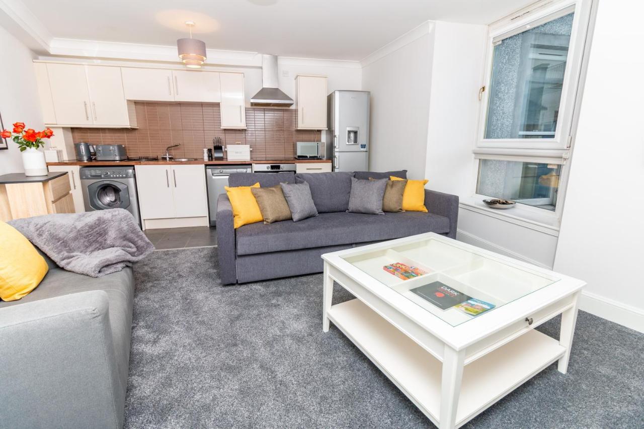 D'City Apartment, Up To 5 Guests Dundee Extérieur photo